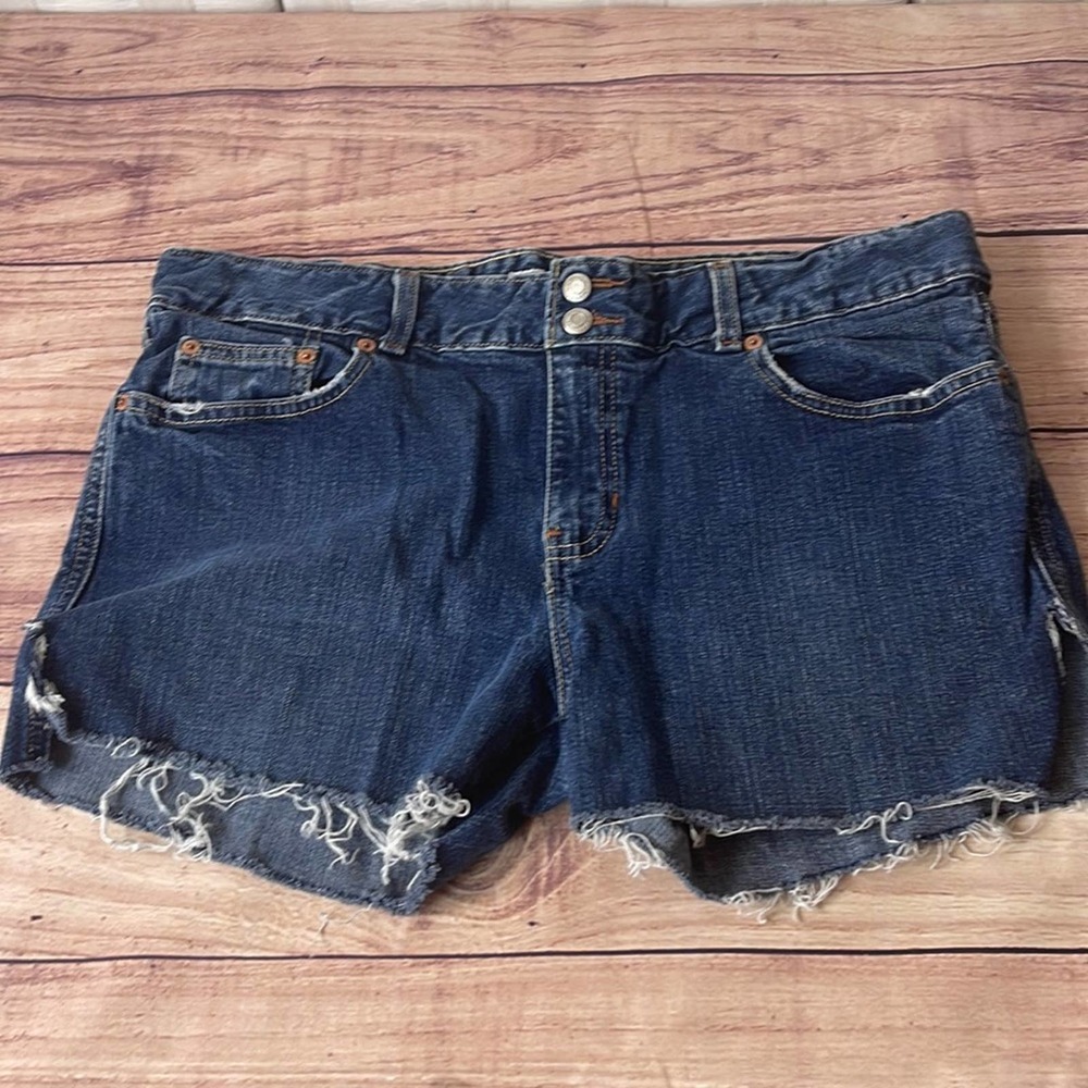 Old Navy low waist Denim size 14 shorts